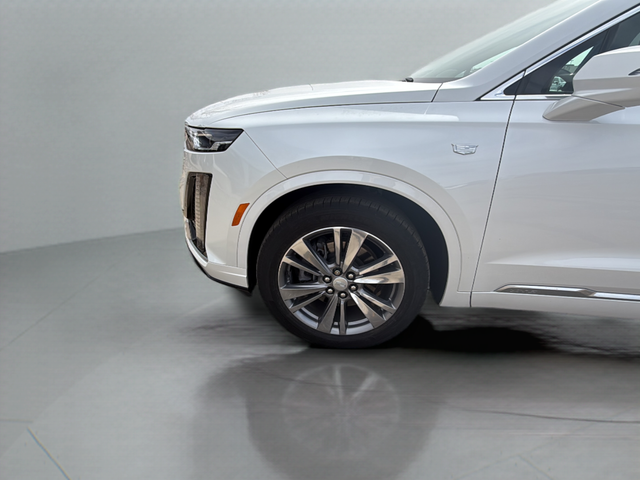used 2024 Cadillac XT6 car, priced at $46,000