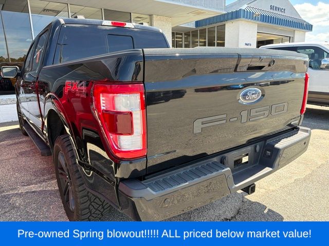 Used 2022 Black Ford Lariat image 5