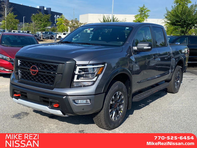 2024 Nissan Titan PRO-4X 5