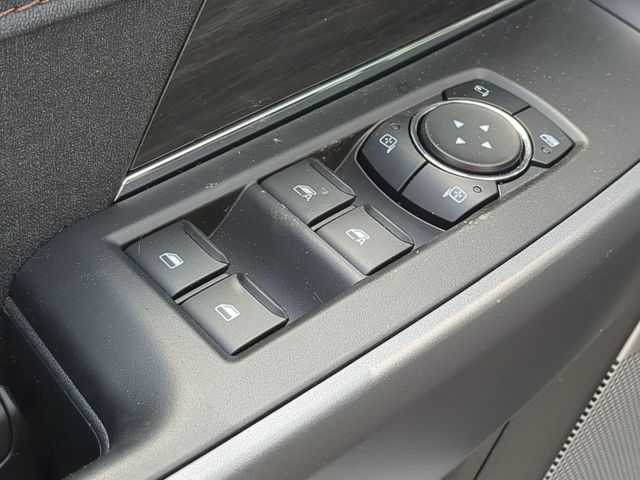 New 2026 Oxford White Ford Lariat® image 15