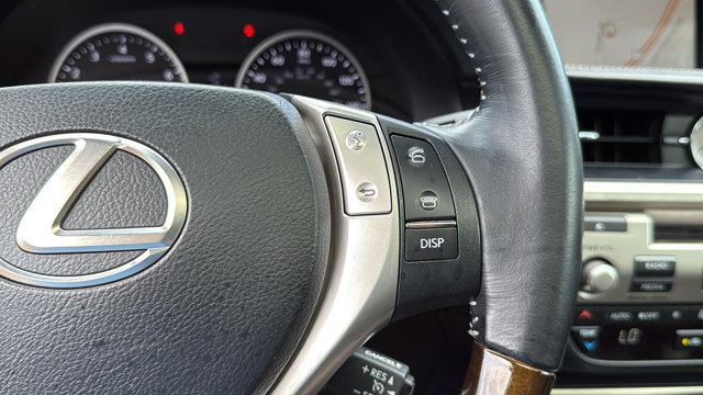 Used 2014 Lexus ES Sedan