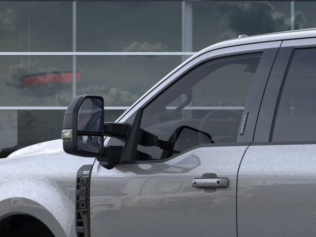 2025 Ford F-250 Super Duty XLT