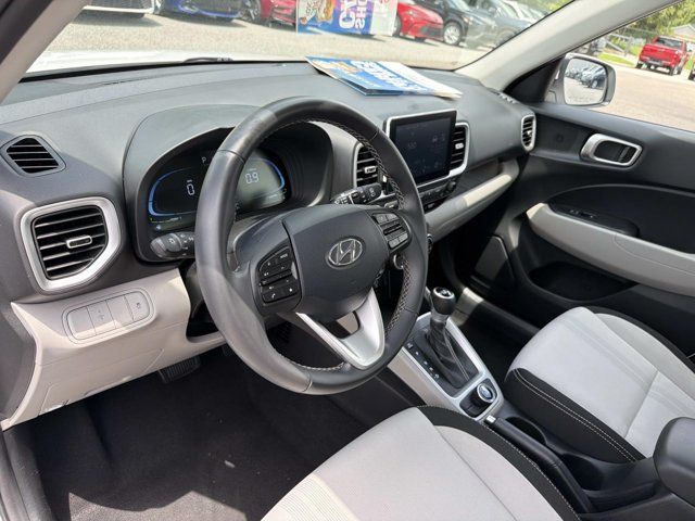 Used 2025 Hyundai Venue SUV