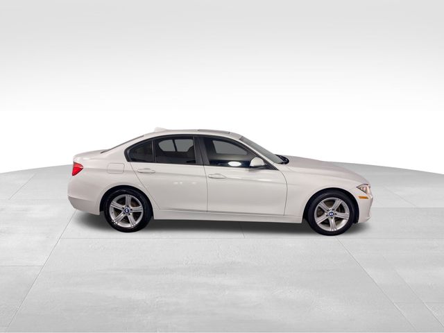 2015 BMW 3 Series 320i xDrive 32