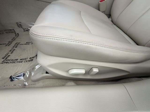 Used 2014 Red INFINITI Premium image 12