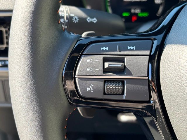 new 2026 Honda CR-V Hybrid car, priced at $42,680