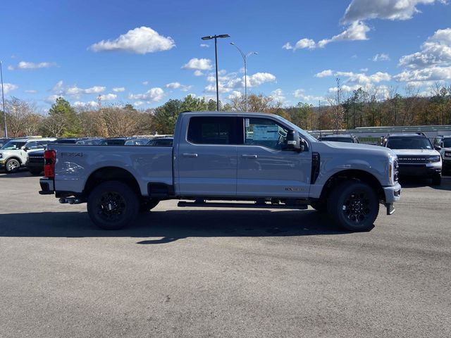 2024 Ford F-350SD Lariat 2