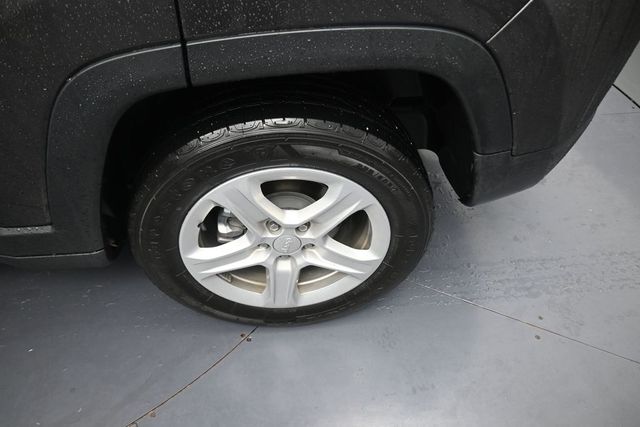 2023 Jeep Compass Sport Gray at Durrett Motor Company