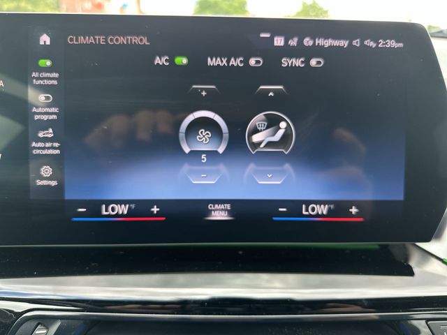 Used 2023 Black BMW xDrive28i image 19