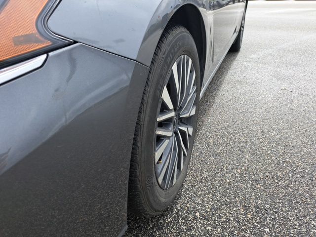 Used 2024 Gray Nissan 2.5 SV image 11