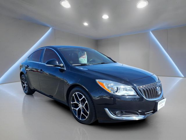2017 Buick Regal Sport Touring Sedan FWD