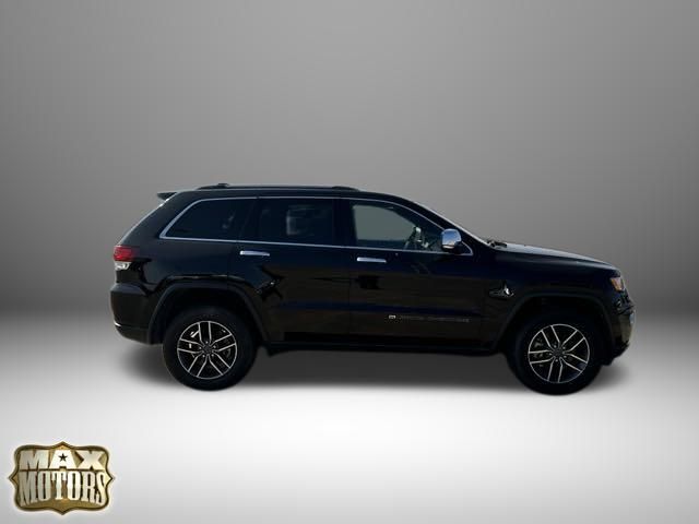 Used 2022 Jeep Grand Cherokee WK Limited with VIN 1C4RJFBG8NC111614 for sale in Kansas City