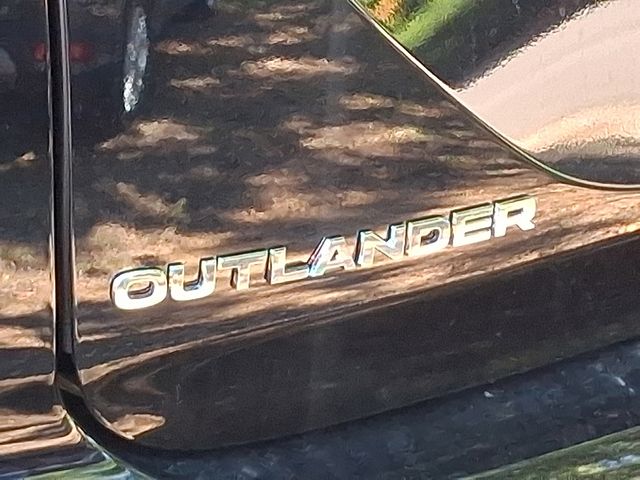 MitsubishiOutlander15