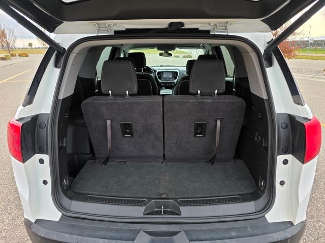 2017 GMC Acadia SLE-2