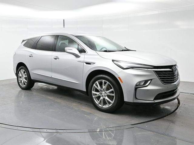 2022 Buick Enclave Essence FWD