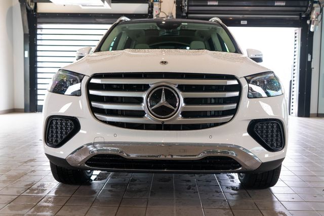 New 2026 Mercedes-benz GLS SUV