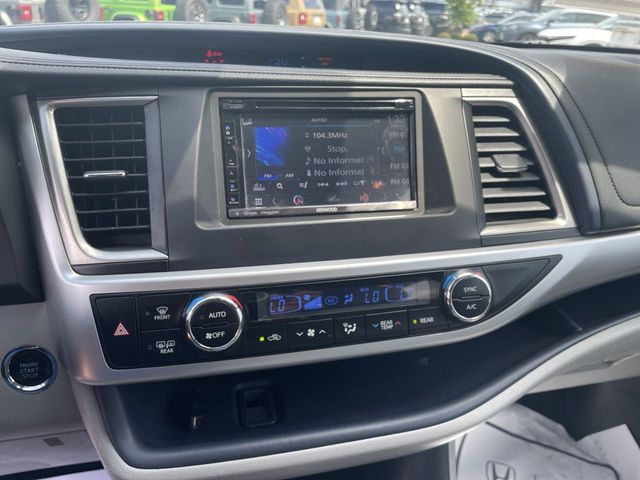 Used 2017 Toyota Highlander SUV