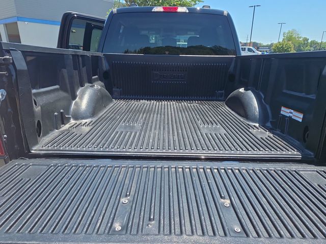 Used 2025 Agate Black Metallic Ford XLT image 13