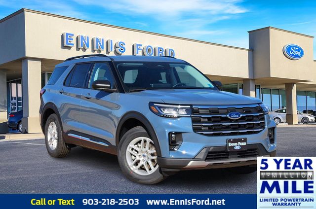 2025 Ford Explorer Active 1