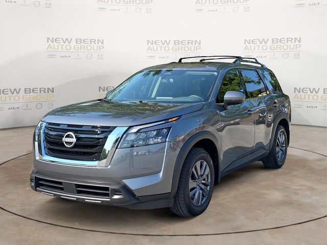 2024 Nissan Pathfinder SV FWD