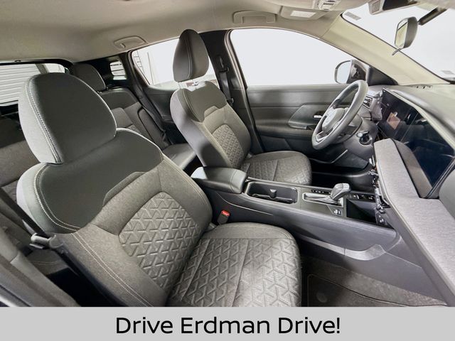 Used 2026 Nissan Kicks SUV