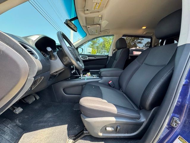 Used 2017 Nissan Pathfinder SUV