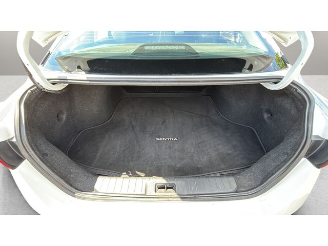 Used 2025 White Nissan SV image 31