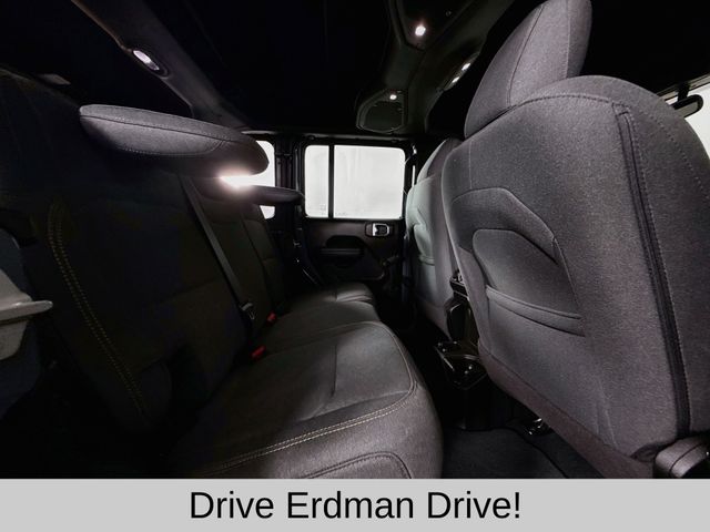 Used 2024 Jeep Wrangler SUV