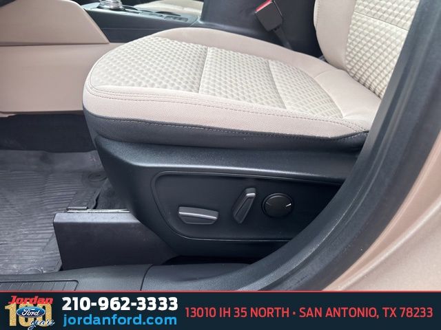 Used Car 2020 Ford Escape  Se For Sale Under $15,000 In San Antonio, Texas