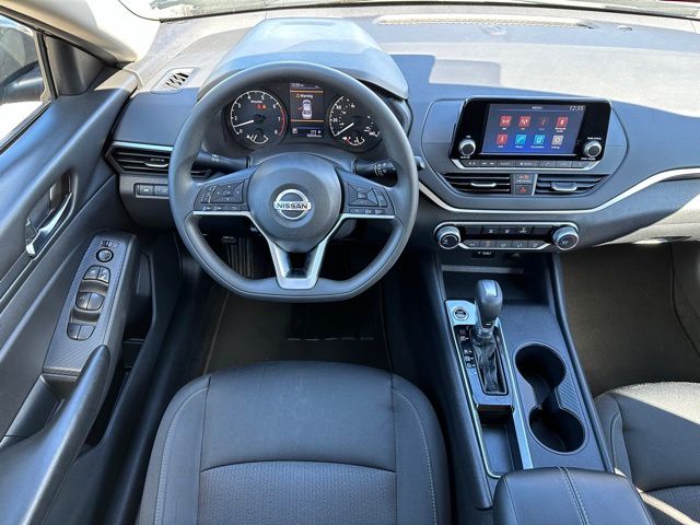 2021 Nissan Altima 2.5 S 11