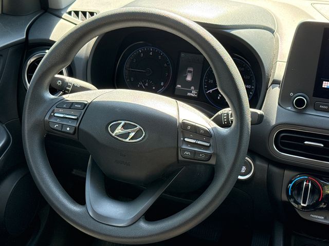 Used 2023 White Hyundai SEL image 13