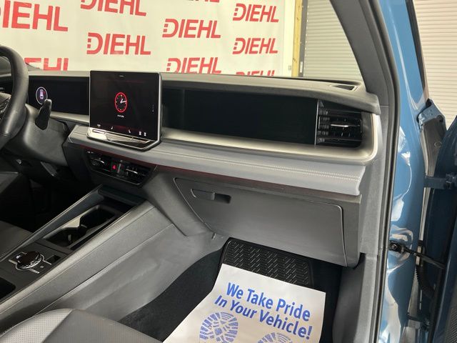Used 2025 Volkswagen Tiguan SUV