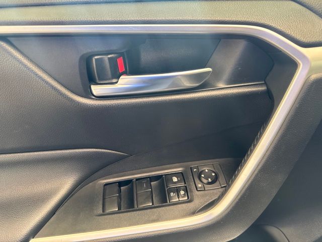 2019 Toyota RAV4 Hybrid XLE Silver at Emmons Autoplex