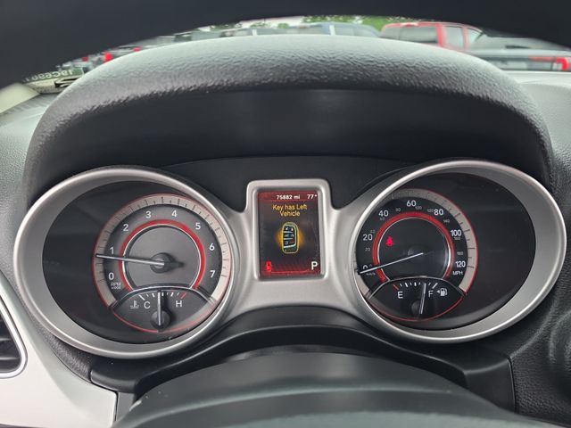 Used 2018 Gray Dodge SE image 21