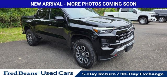 Black 2023 Chevrolet Colorado Pickup Truck Four-Wheel Drive 8-Speed Automatic