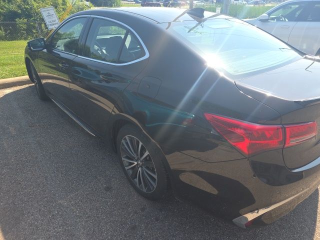 Used 2018 Black Acura 3.5L V6 image 2