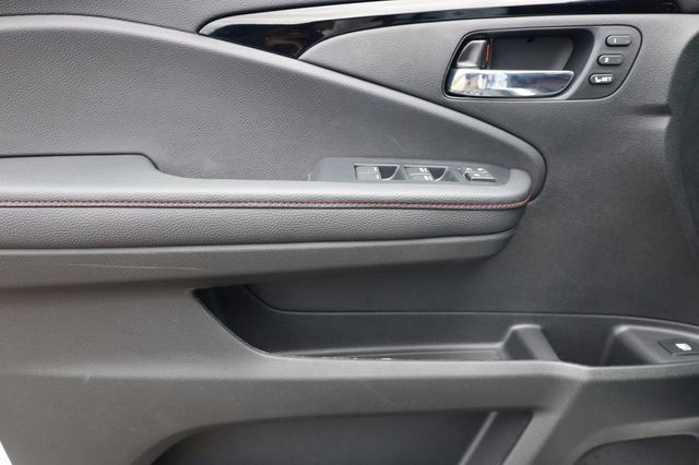New 2026 Sonic Gray Pearl Honda Black Edition Two-Tone image 20