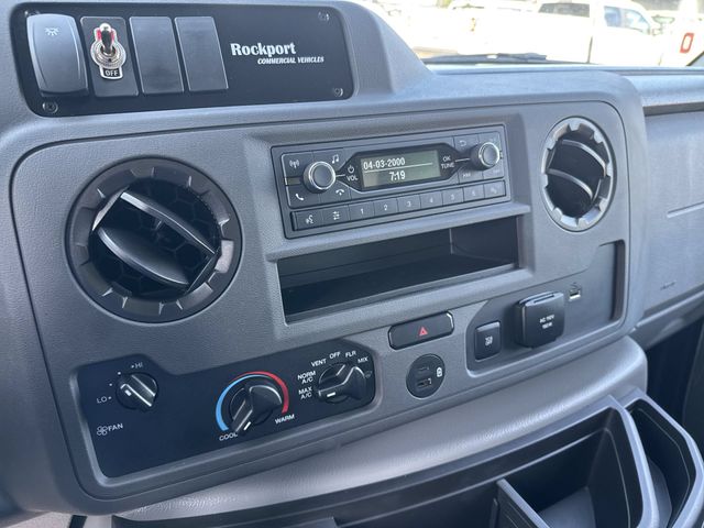 New 2027 White Ford 16FT BOX/LIFTGATE image 25
