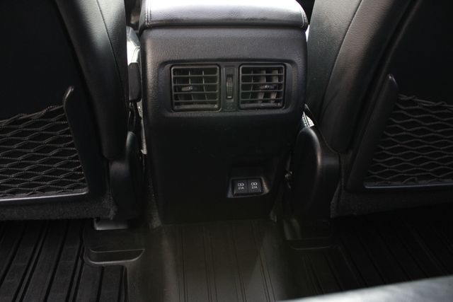 Used 2021  Toyota Nightshade image 26