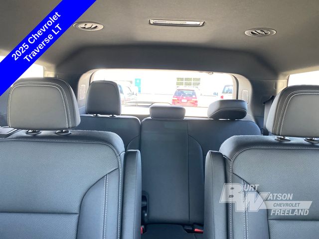 2025 Chevrolet Traverse LT photo