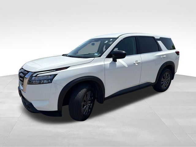 Certified Used 2025 White Nissan S image 4