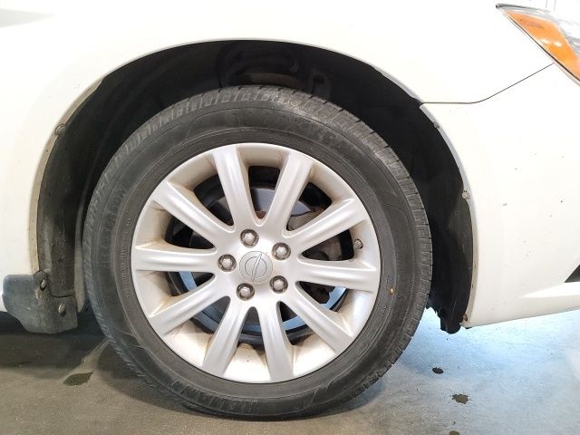 2013 Chrysler 200 Limited FWD Sedan