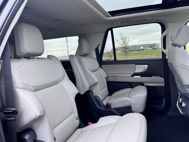 2025 Ford Expedition Active MAX