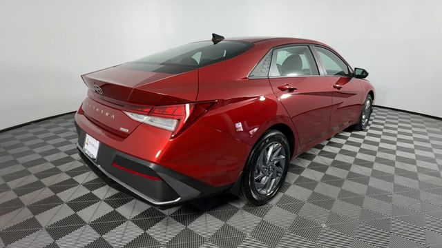 New 2025 Hyundai Elantra Hybrid For Sale in Indianapolis, IN