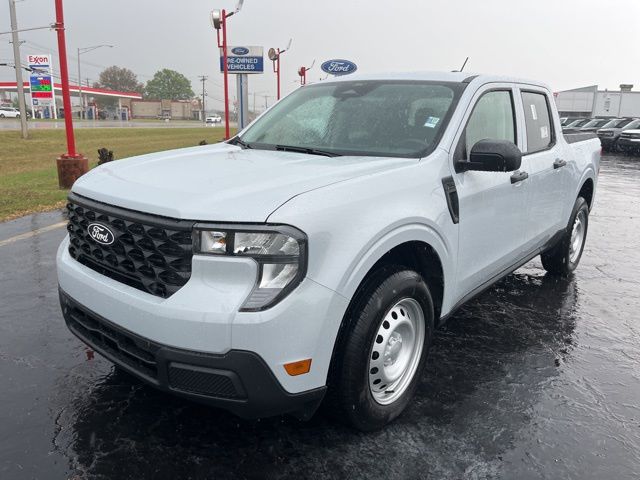 White Metallic 2026 Ford Maverick XL SuperCrew FWD Pickup Truck Front-Wheel Drive Continuously Variable Transmission