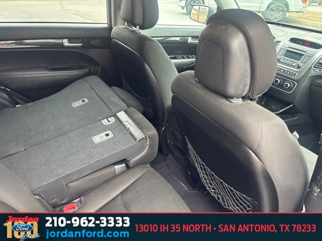 Used Car 2014 Kia Sorento  Lx For Sale Under $10,000 In San Antonio, Texas