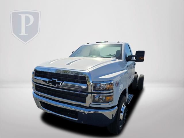 2024 Chevrolet Silverado 4500HD Work Truck 13