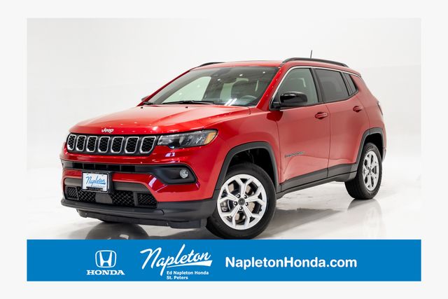 Red Hot Pearlcoat 2025 Jeep Compass SUV / Crossover Four-Wheel Drive 8-Speed Automatic