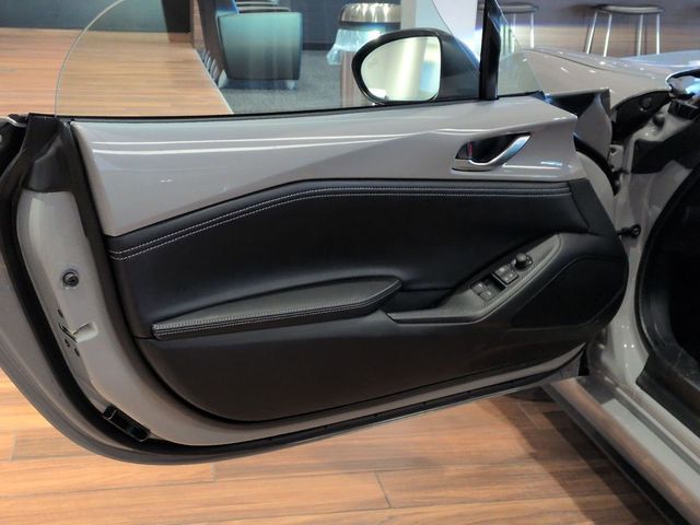 2025 Mazda MX-5 Miata Grand Touring - Photo 12