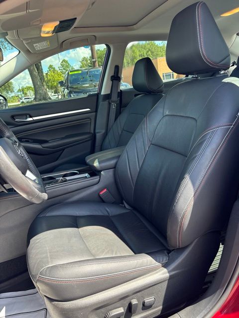 2023 Nissan Altima SR